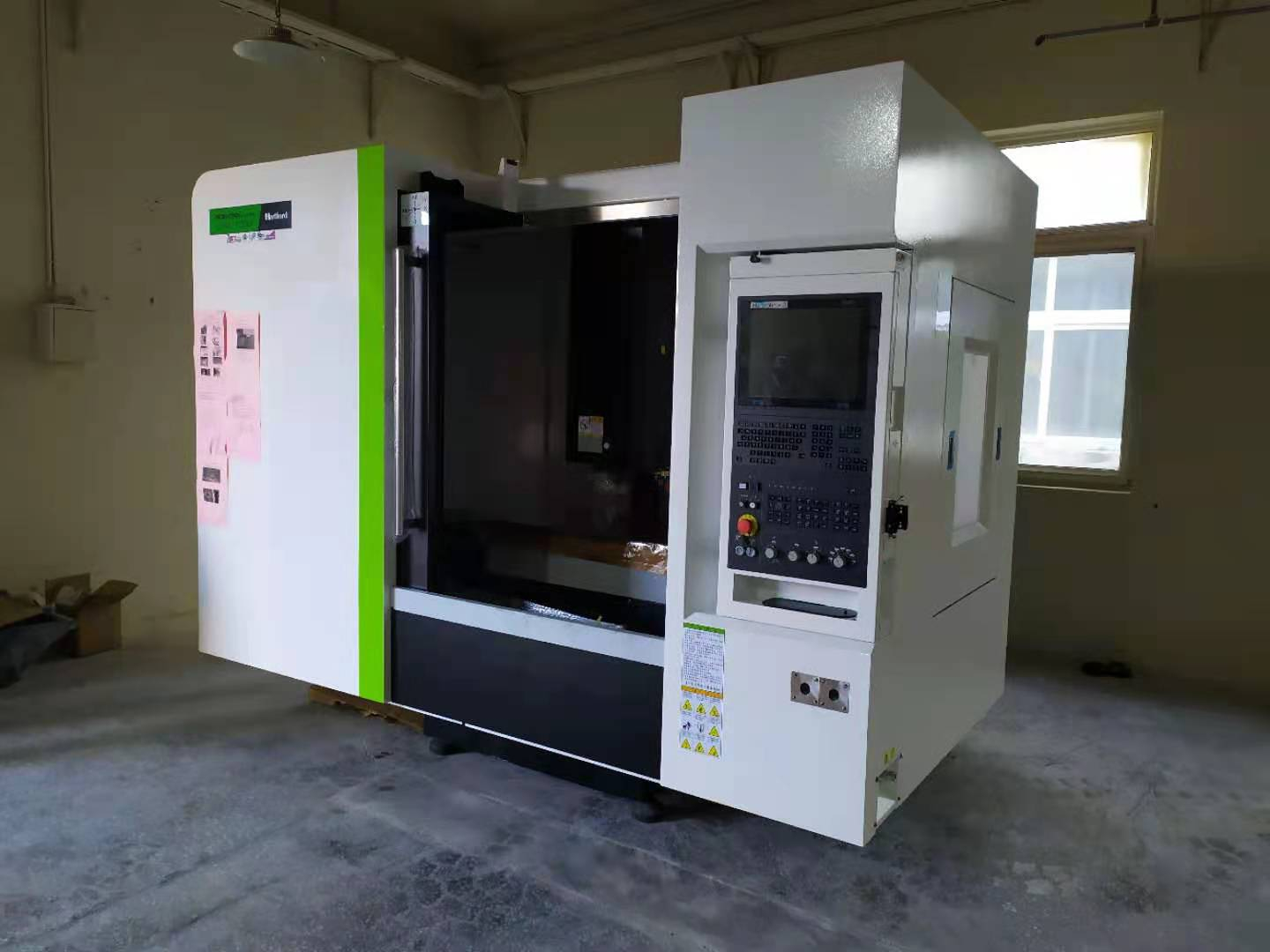 臺灣協鴻數控銑床交機
